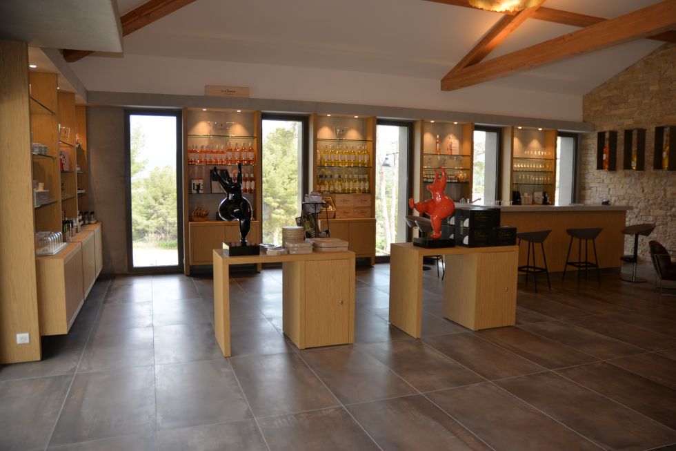 Conception et réalisatio l'agencement d'un Chai à Cassis et ses environs